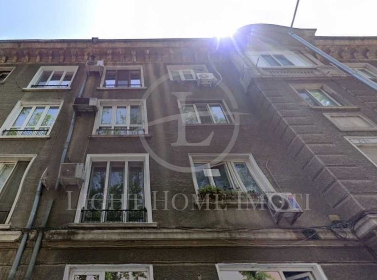 Тристаен апартамент в Пловдив, Център - 81 кв.м за 3149 €/кв.м - Снимка #1