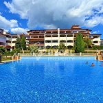 Многостаен апартамент в Свети Влас - 329 кв.м за 2037 €/кв.м - Снимка #1