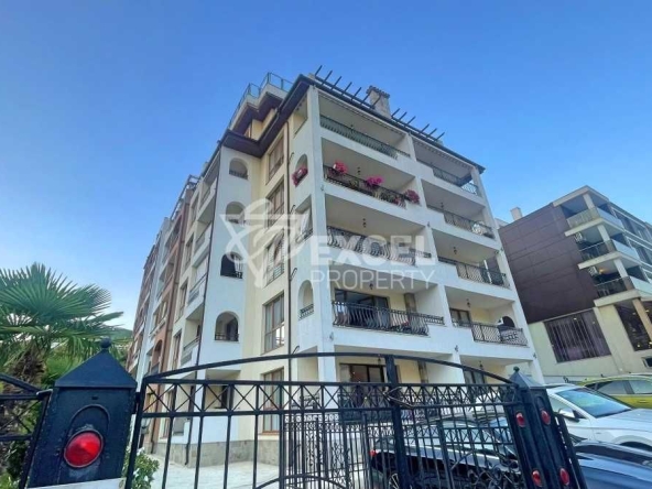 Двустаен апартамент в к.к. Слънчев бряг - 60 кв.м за 1300 €/кв.м - Снимка #1