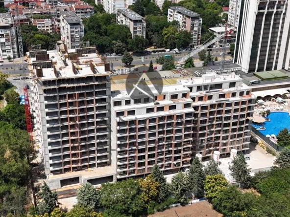 Двустаен апартамент в Пловдив, Кършияка - 81 кв.м за 1321 €/кв.м - Снимка #1