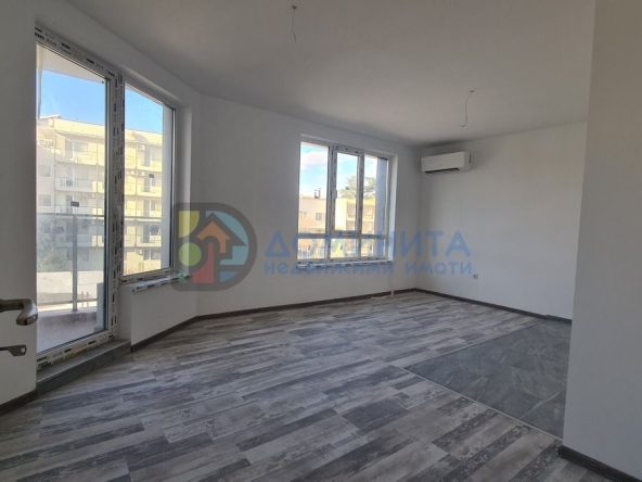 Двустаен апартамент в Приморско - 66 кв.м за 810 €/кв.м - Снимка #1