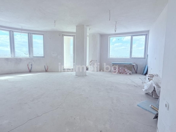 Четиристаен апартамент в София, Сердика - 191 кв.м за 1019 €/кв.м - Снимка #1