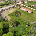 Къща в с. Горна махала, Област Пловдив - 8400 кв.м за 18 €/кв.м - Снимка #1