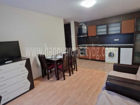 Двустаен апартамент в к.к. Слънчев бряг - 64 кв.м за 977 €/кв.м - Снимка #1