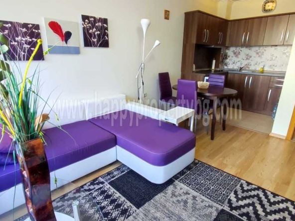 Двустаен апартамент в к.к. Слънчев бряг - 60 кв.м за 1100 €/кв.м - Снимка #1