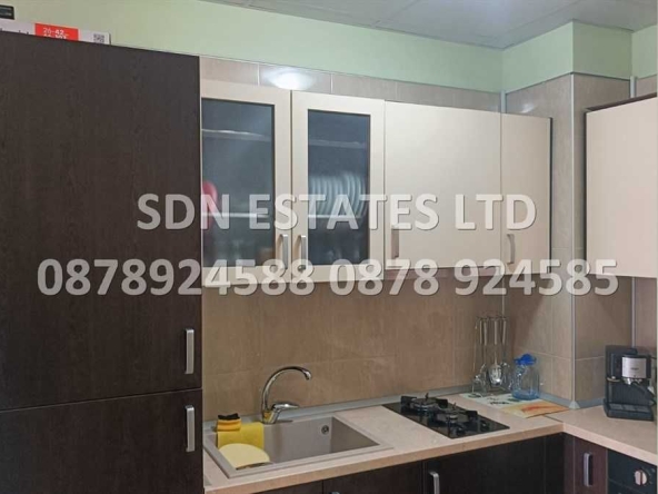 Тристаен апартамент в Казанлък - 100 кв.м за 929 €/кв.м - Снимка #1