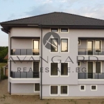 Къща в Пловдив, Коматево - 730 кв.м за 600 €/кв.м - Снимка #1