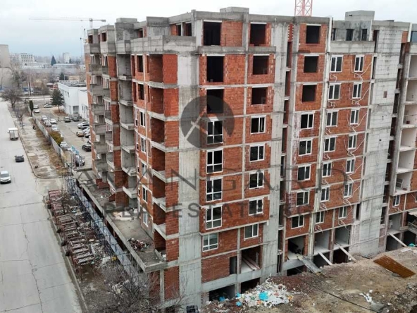 Четиристаен апартамент в Пловдив, Тракия - 106 кв.м за 1221 €/кв.м - Снимка #1