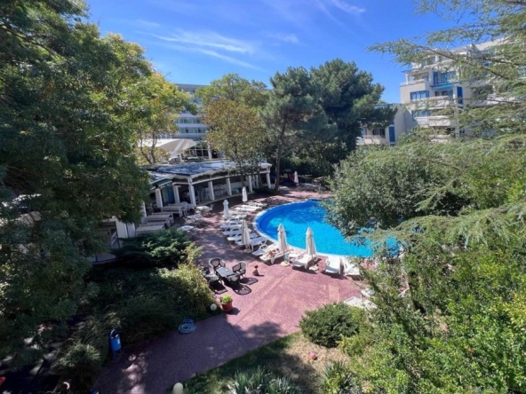 Двустаен апартамент в к.к. Слънчев бряг - 72 кв.м за 1223 €/кв.м - Снимка #1