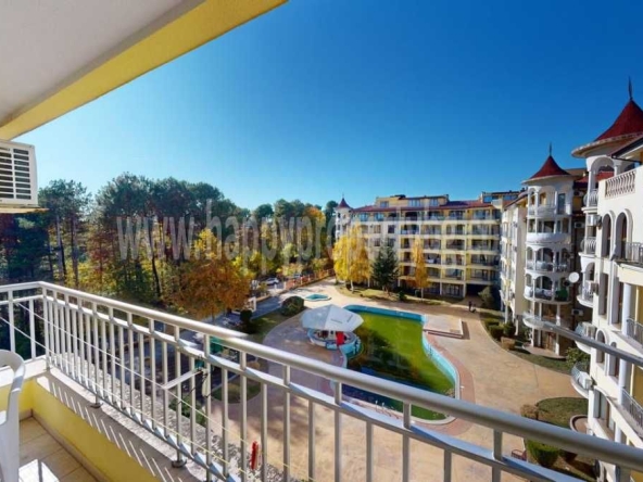 Тристаен апартамент в к.к. Слънчев бряг - 99 кв.м за 960 €/кв.м - Снимка #1