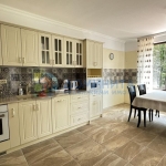 Тристаен апартамент в Приморско - 89 кв.м за 1686 €/кв.м - Снимка #1