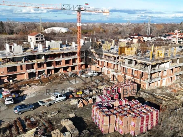 Двустаен апартамент в Пловдив, Христо Смирненски - 93 кв.м за 912 €/кв.м - Снимка #1