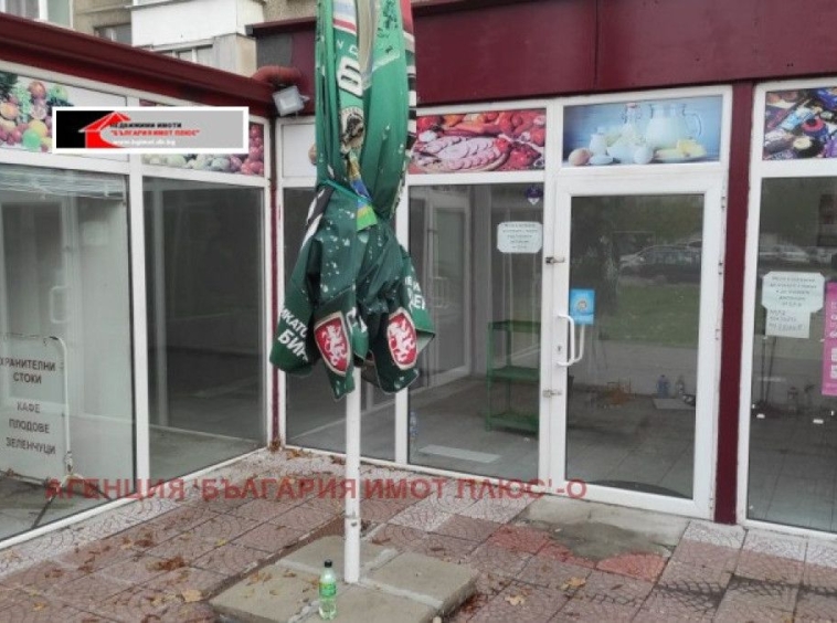 Дава се под наем Заведение в София, НПЗ Изток - 70 кв.м за 612 € - Снимка #1