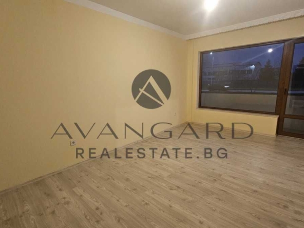 Тристаен апартамент в Пловдив, Тракия - 70 кв.м за 1600 €/кв.м - Снимка #1