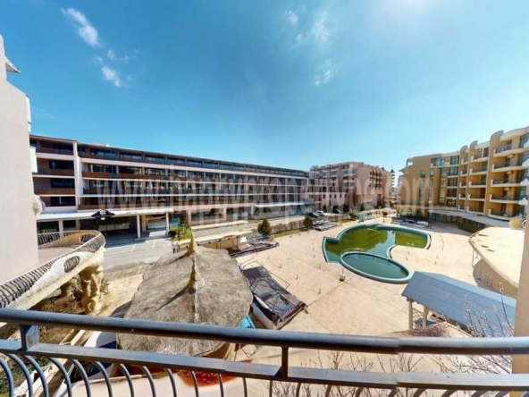 Двустаен апартамент в к.к. Слънчев бряг - 67 кв.м за 1120 €/кв.м - Снимка #1