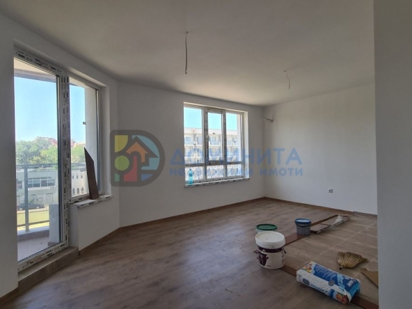 Двустаен апартамент в Приморско - 66 кв.м за 1542 €/кв.м - Снимка #1