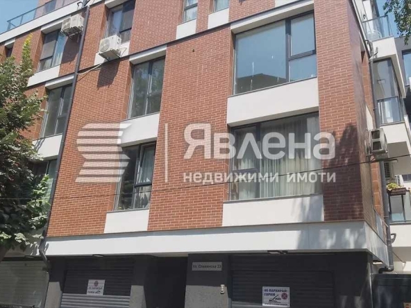 Тристаен апартамент в София, Център - 92 кв.м за 3200 €/кв.м - Снимка #1