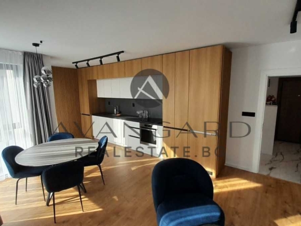 Четиристаен апартамент в Пловдив, Център - 131 кв.м за 2214 €/кв.м - Снимка #1