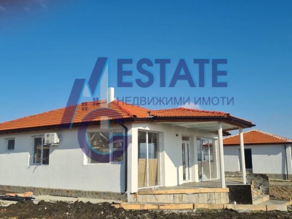 Къща в Каблешково - 120 кв.м за 574 €/кв.м - Снимка #1