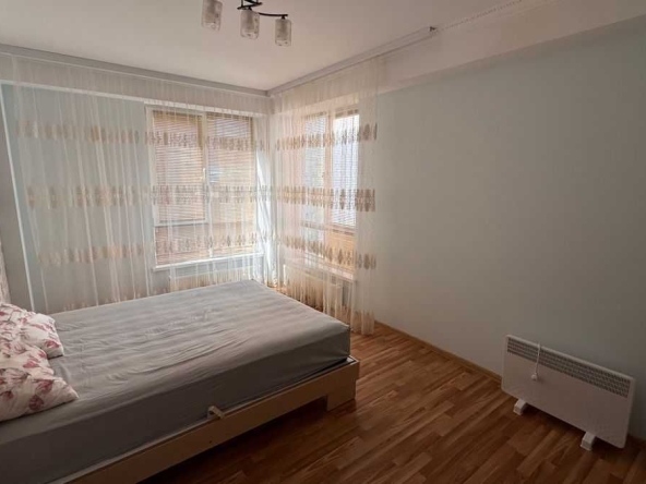 Дава се под наем Двустаен апартамент в София, Бенковски - 64 кв.м за 348.84 € - Снимка #1