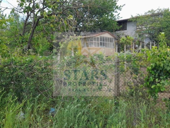 Къща в Варна, м-т Боровец - север - 560 кв.м за 71 €/кв.м - Снимка #1