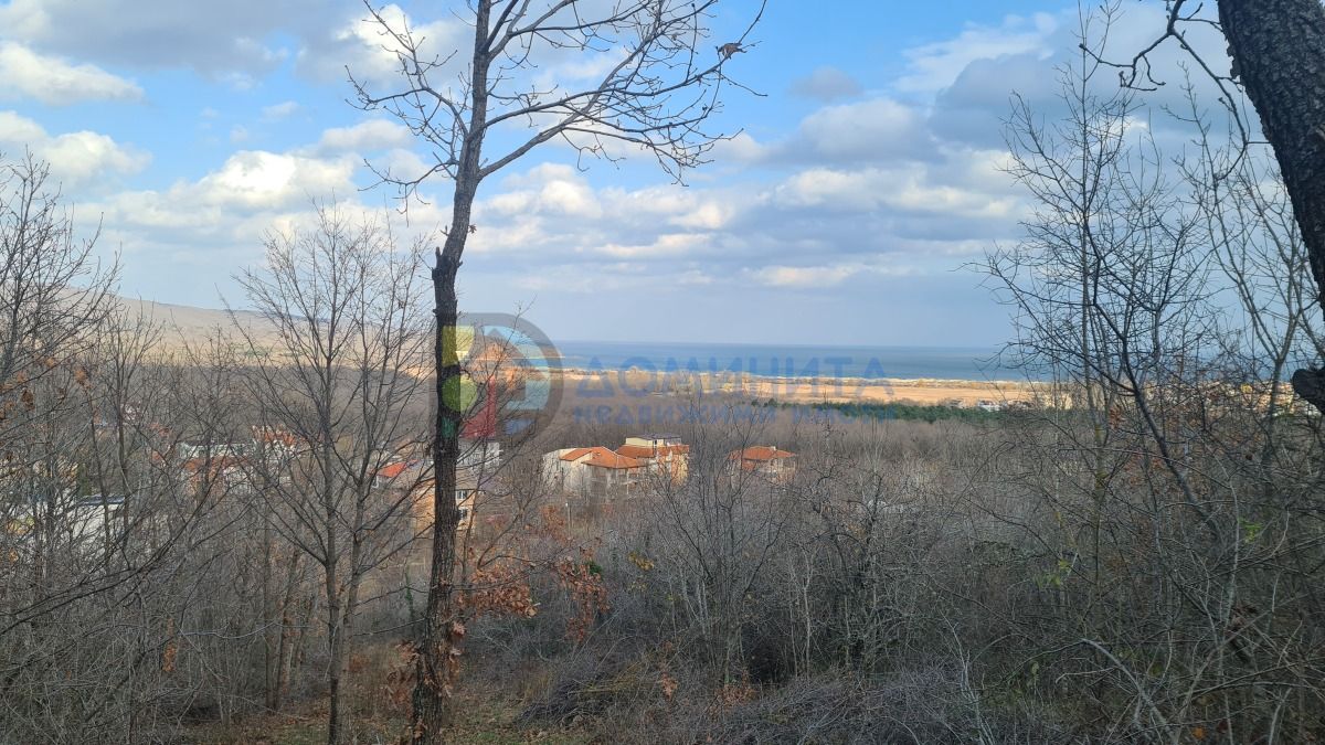 Парцел в Приморско - 800 кв.м за 35 €/кв.м - Снимка #1
