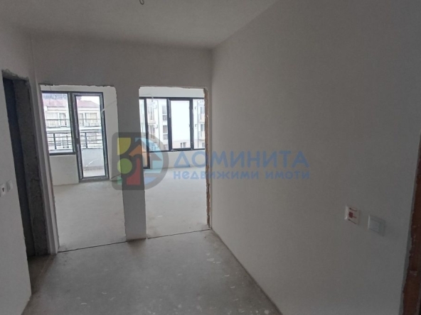 Тристаен апартамент в Царево - 109 кв.м за 596 €/кв.м - Снимка #1