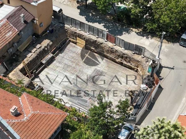 Двустаен апартамент в Пловдив, Кючук Париж - 75 кв.м за 1343 €/кв.м - Снимка #1