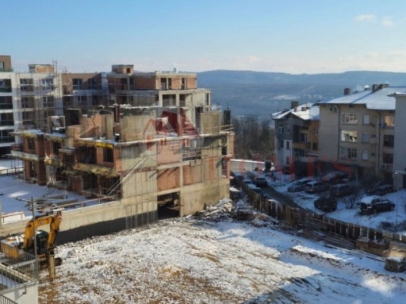 Двустаен апартамент в Велико Търново, Картала - 70 кв.м за 962 €/кв.м - Снимка #1