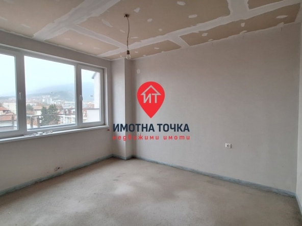 Тристаен апартамент в Асеновград - 84 кв.м за 710 €/кв.м - Снимка #1