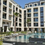 Дава се под наем Едностаен апартамент в к.к. Св.Св. Константин и Елена - 46 кв.м за 450 € - Снимка #1