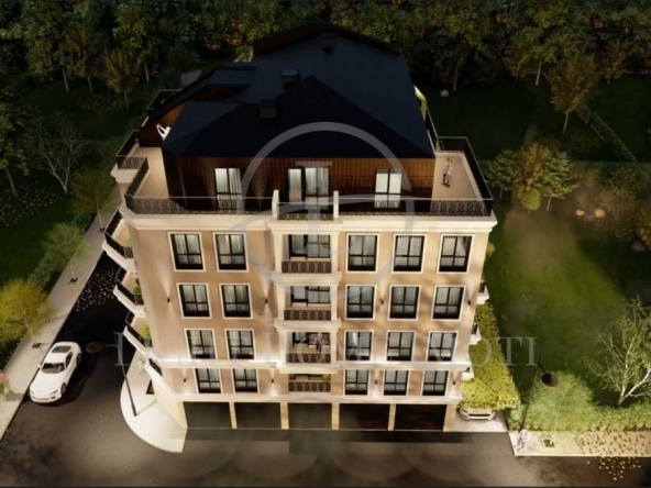 Тристаен апартамент в Пловдив, Кючук Париж - 101 кв.м за 1325 €/кв.м - Снимка #1
