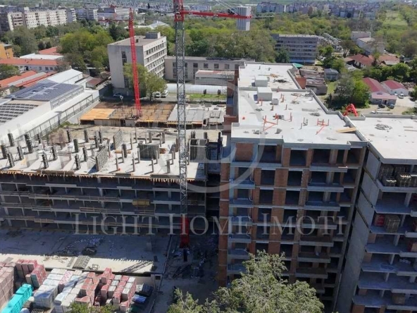 Двустаен апартамент в Пловдив, Тракия - 68 кв.м за 1196 €/кв.м - Снимка #1