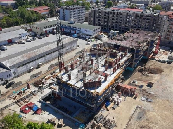 Двустаен апартамент в Пловдив, Гагарин - 78 кв.м за 1302 €/кв.м - Снимка #1