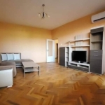 Дава се под наем Многостаен апартамент в Велико Търново, Център - 95 кв.м за 408 € - Снимка #1