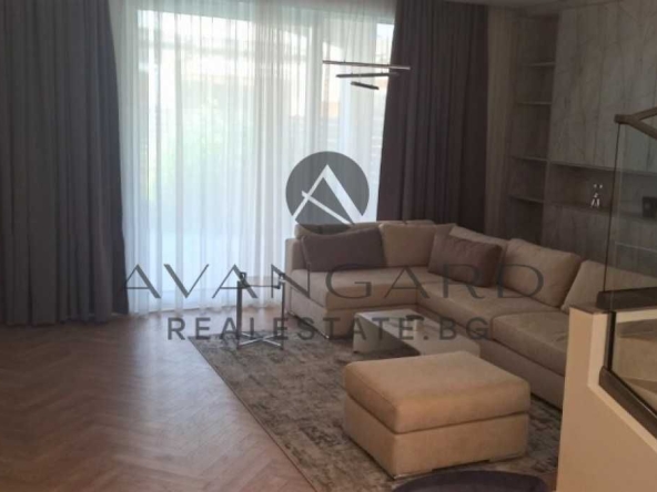 Къща в Пловдив, Остромила - 388 кв.м за 1225 €/кв.м - Снимка #1