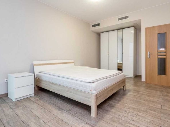 Дава се под наем Двустаен апартамент в Бургас, Възраждане - 60 кв.м за 382.5 € - Снимка #1