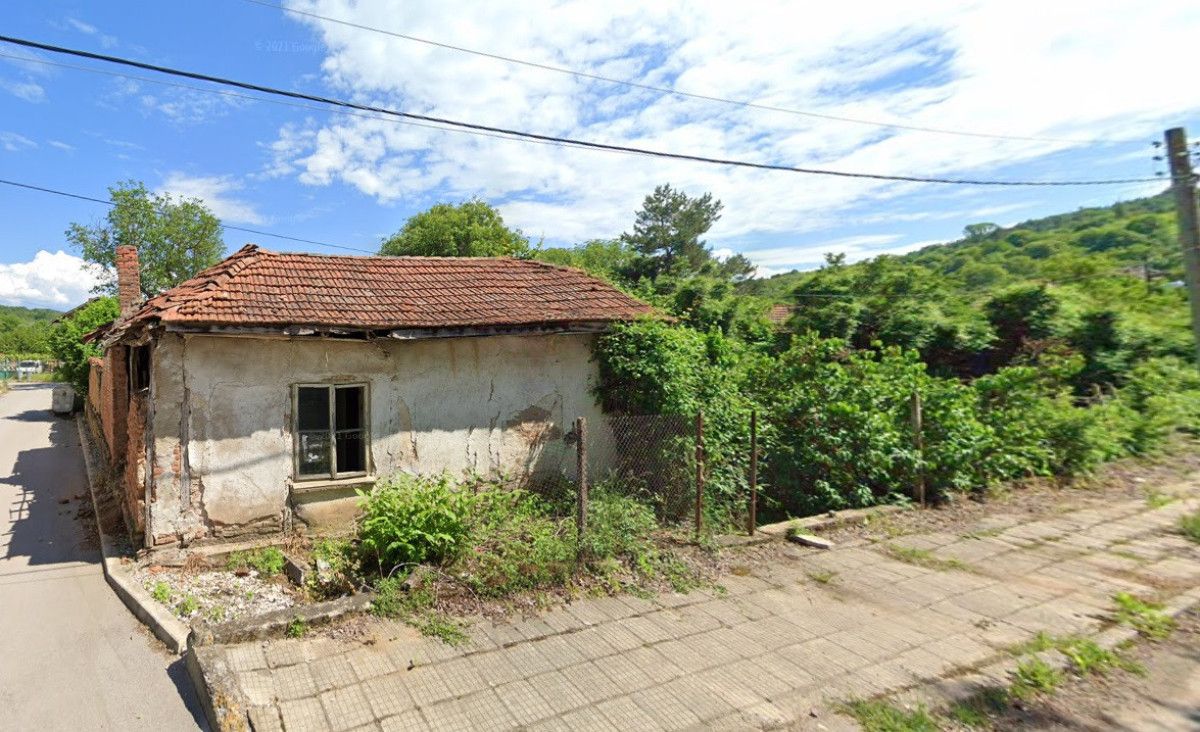 Къща в с. Светля, Област Перник - 90 кв.м за 131 €/кв.м - Снимка #1