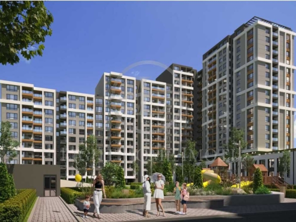Тристаен апартамент в Пловдив, Гагарин - 100 кв.м за 653 €/кв.м - Снимка #1