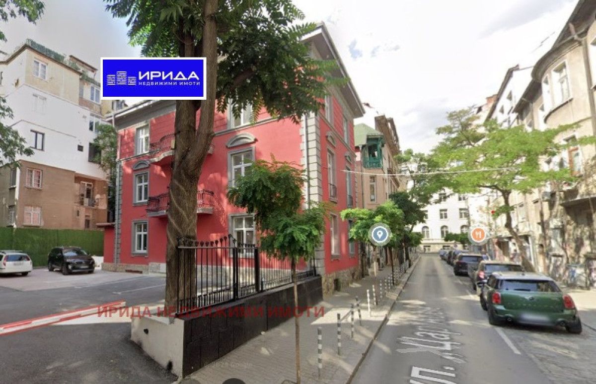 Двустаен апартамент в София, Център - 55 кв.м за 4110 €/кв.м - Снимка #1