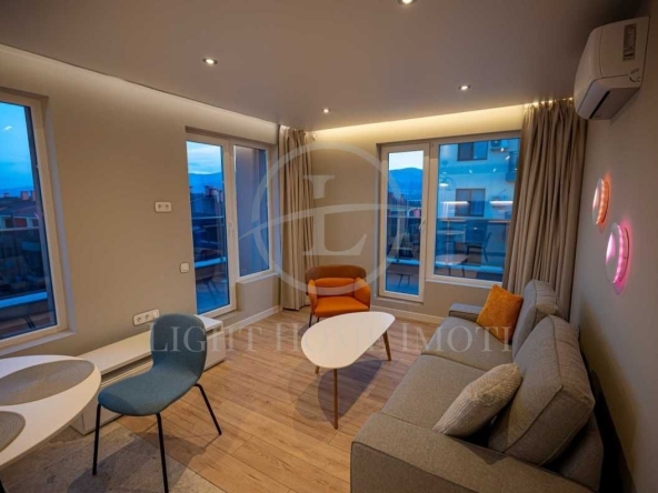 Двустаен апартамент в Пловдив, Център - 71 кв.м за 1121 €/кв.м - Снимка #1