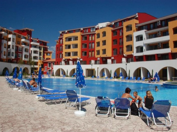 Дава се под наем Двустаен апартамент в Ахелой - 48 кв.м за 298.86 € - Снимка #1