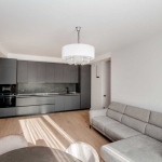 Дава се под наем Двустаен апартамент в София, Оборище - 70 кв.м за 350 € - Снимка #1