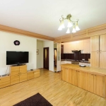 Дава се под наем Тристаен апартамент в София, Борово - 74 кв.м за 550 € - Снимка #1