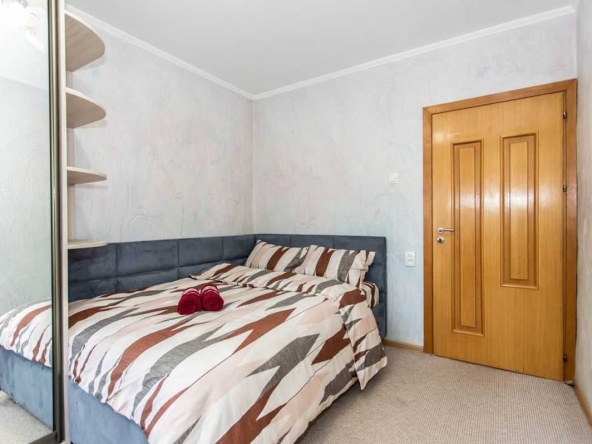 Дава се под наем Тристаен апартамент в София, Зона Б-18 - 62 кв.м за 500 € - Снимка #1