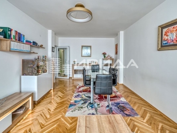 Тристаен апартамент в София, Център - 115 кв.м за 3193 €/кв.м - Снимка #1