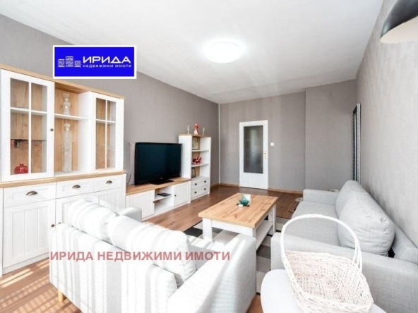 Тристаен апартамент в София, Света Троица - 88 кв.м за 2216 €/кв.м - Снимка #1