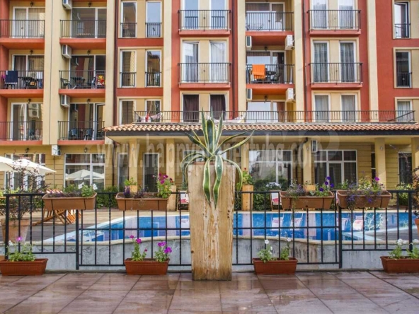 Двустаен апартамент в к.к. Слънчев бряг - 52 кв.м за 1058 €/кв.м - Снимка #1