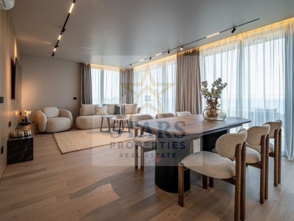 Тристаен апартамент в к.к. Св.Св. Константин и Елена - 142 кв.м за 2342 €/кв.м - Снимка #1