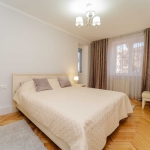 Дава се под наем Двустаен апартамент в София, Лозенец - 68 кв.м за 425 € - Снимка #1